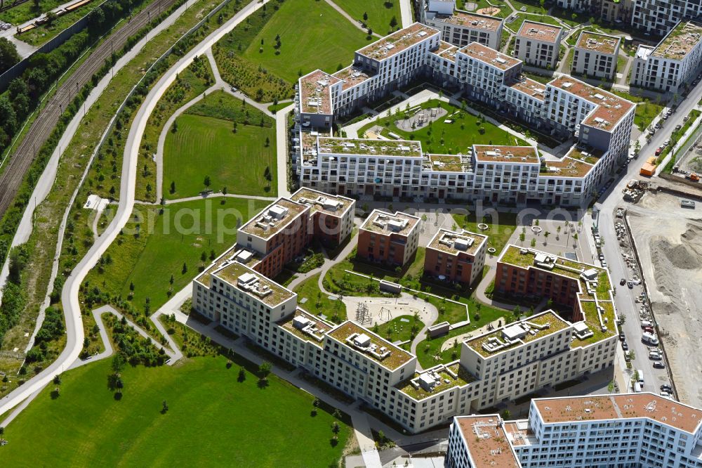 Aerial image München - Multi-family residential complex of Paul-Gerhardt-Allee - Hildachstrasse - Angela-von-den-Driesch-Weg in the district Pasing-Obermenzing in Munich in the state Bavaria, Germany