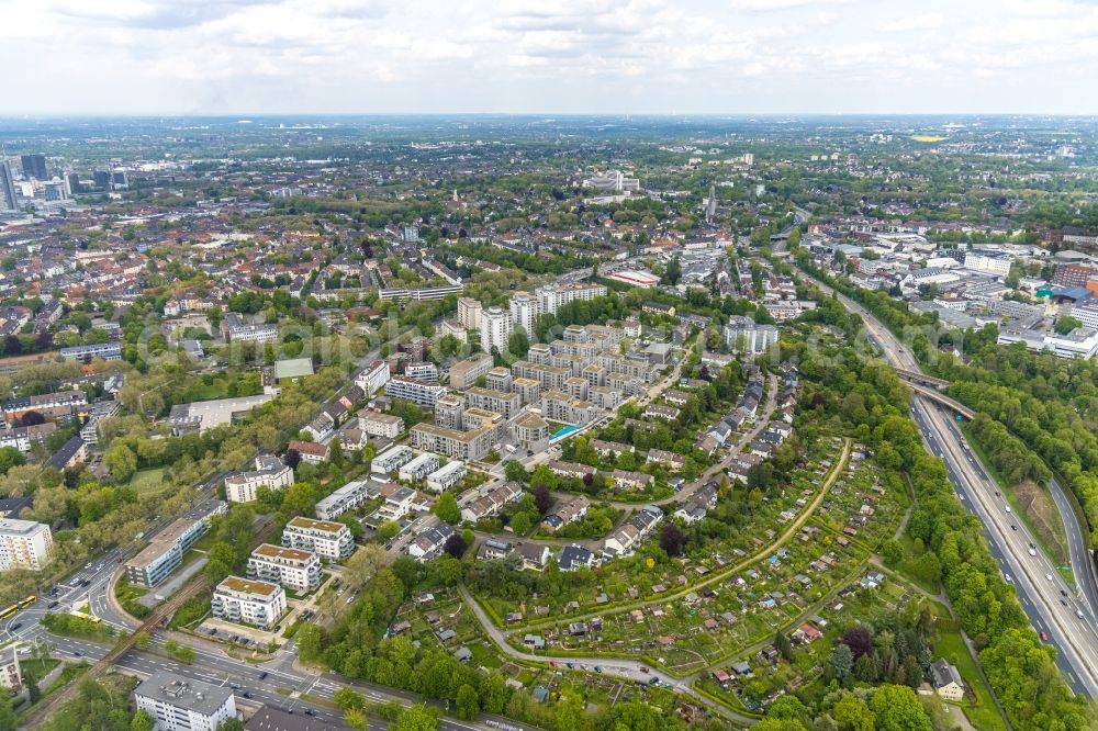 Essen from the bird's eye view: New multi-family residential complex Parc Dunant on Henri-Dunant-Strasse in the district Ruettenscheid in Essen at Ruhrgebiet in the state North Rhine-Westphalia, Germany