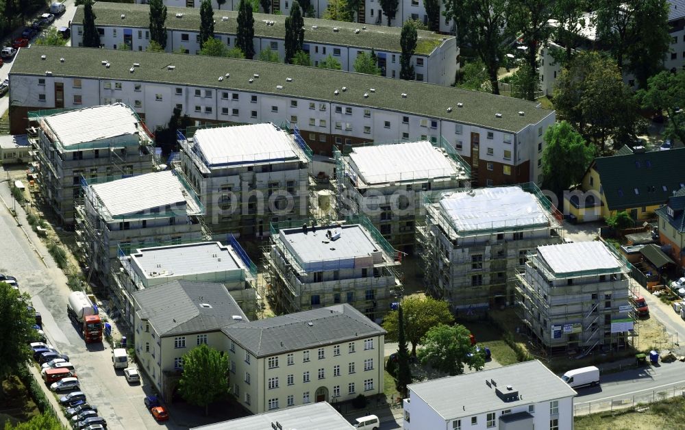 Aerial photograph Teltow - Multi-family residential complex Wohnanlage Striewitzweg in Teltow in the state Brandenburg, Germany