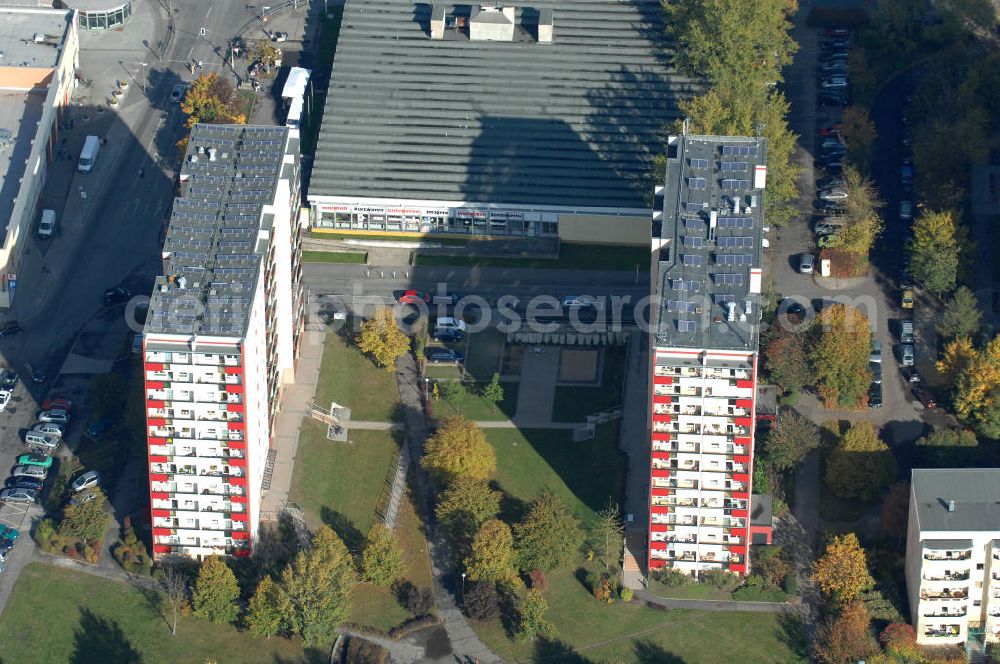 Aerial image Berlin - Blick auf das Wohngebiet mit Mehrfamilienhäuser / Plattenbauten an Wiltbergstraße , Franz-Schmidt-Straße und Groscurtstraße in Berlin-Buch. View of a housing area with blocks of flats in the district Buch.