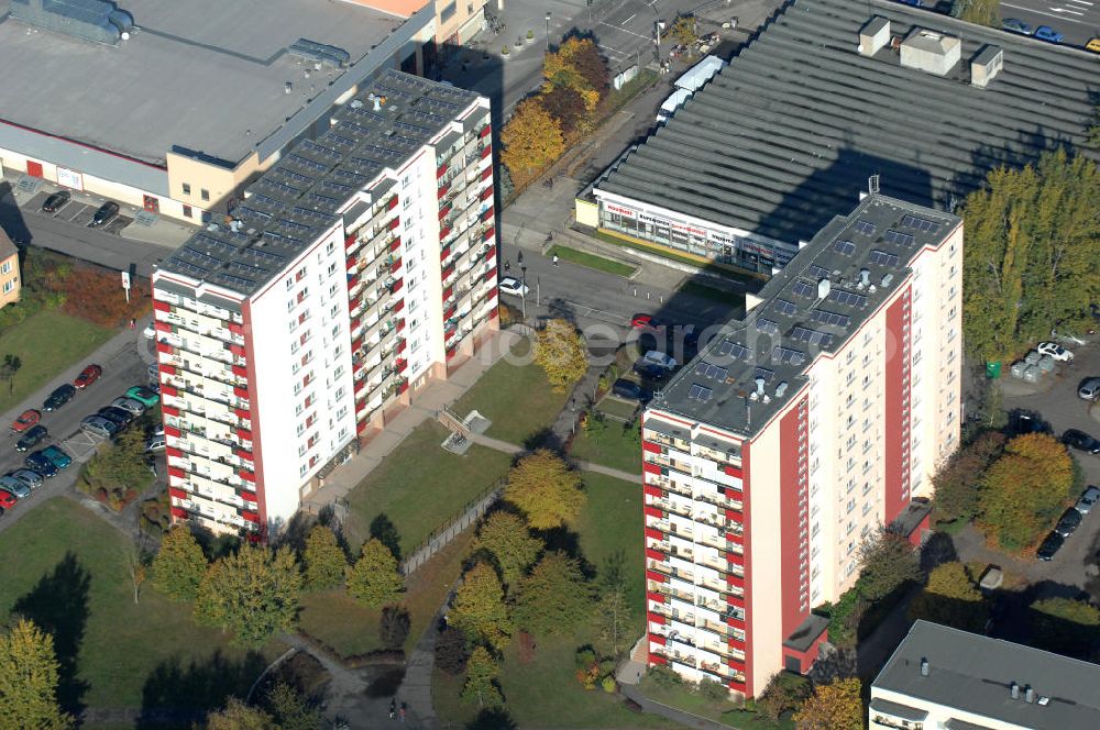 Aerial image Berlin - Blick auf das Wohngebiet mit Mehrfamilienhäuser / Plattenbauten an Wiltbergstraße , Franz-Schmidt-Straße und Groscurtstraße in Berlin-Buch. View of a housing area with blocks of flats in the district Buch.