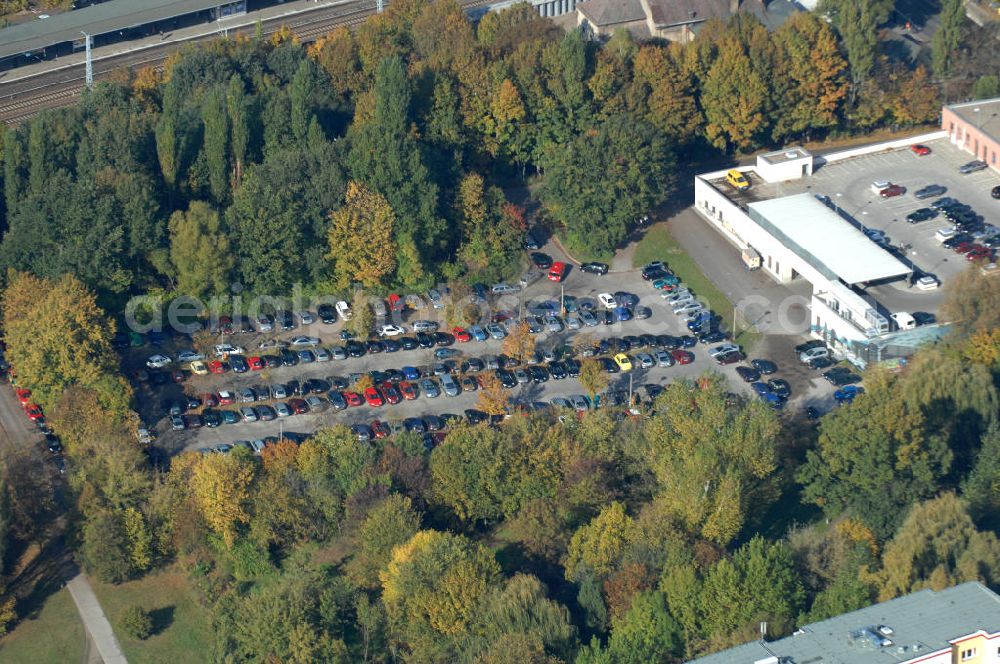 Berlin from the bird's eye view: Blick auf das Wohngebiet mit Mehrfamilienhäuser / Plattenbauten an Wiltbergstraße , Franz-Schmidt-Straße und Groscurtstraße in Berlin-Buch. View of a housing area with blocks of flats in the district Buch.