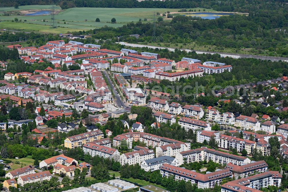Aerial photograph Berlin - Residential area of a multi-family house settlement Achillesstrasse - Muenchehagenstrasse in the district Karow in Berlin, Germany