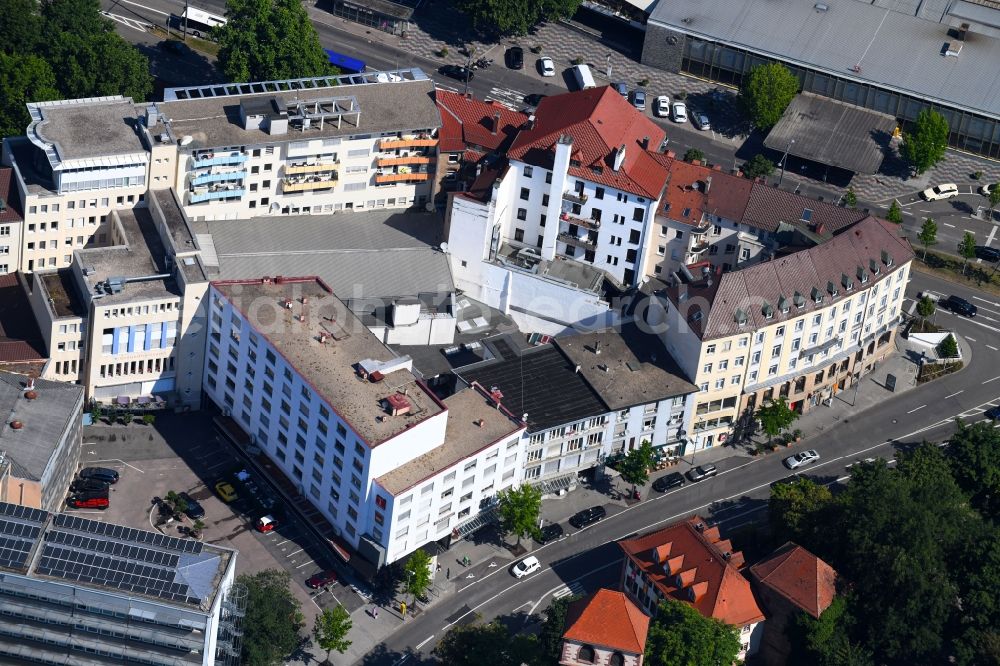 Aerial image Pforzheim - Residential area of a multi-family house settlement Bahnhofstrasse - Blumenhof - Stiftshof in Pforzheim in the state Baden-Wurttemberg, Germany