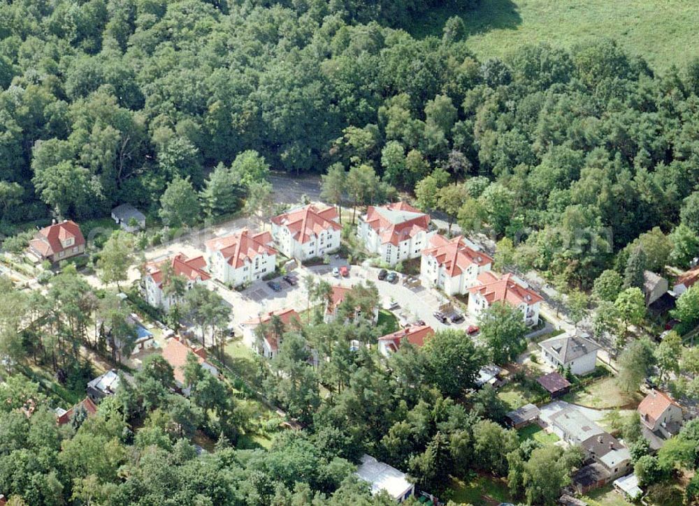 Aerial image Schildow / Brandenburg - Mehrfamilienhaussiedlung im Bereich der Hauptstraße in Schildow / Brandenburg