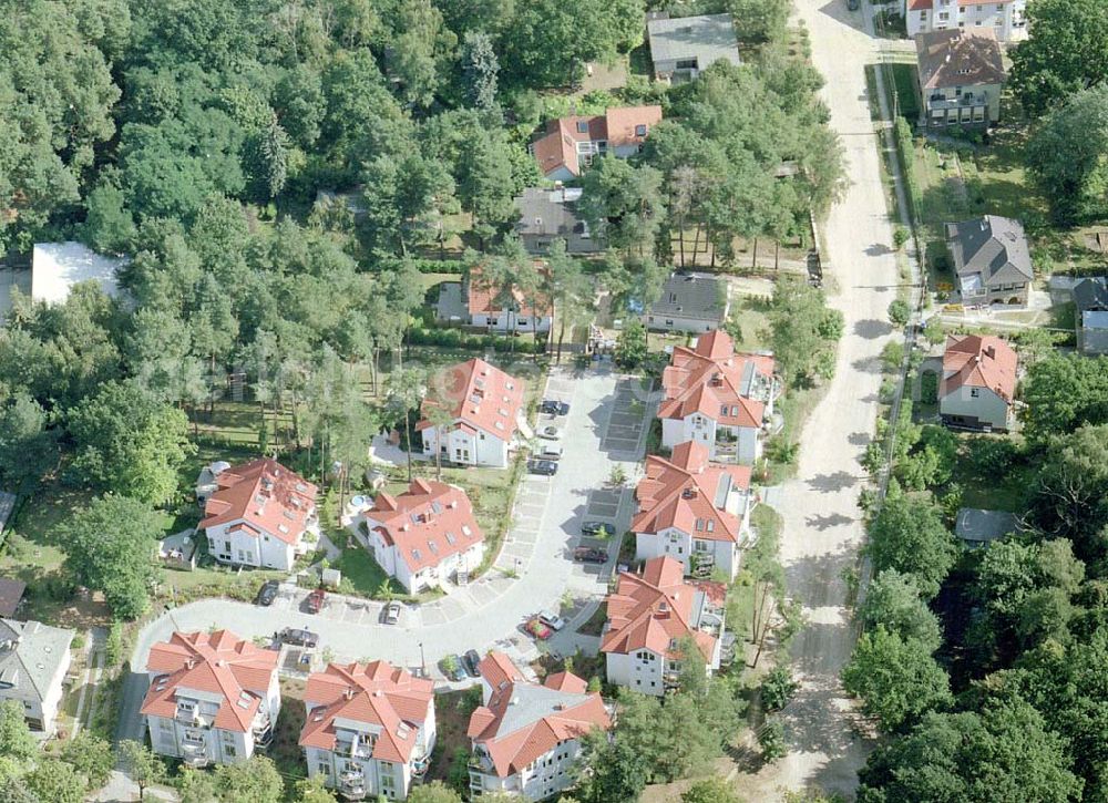 Schildow / Brandenburg from the bird's eye view: Mehrfamilienhaussiedlung im Bereich der Hauptstraße in Schildow / Brandenburg