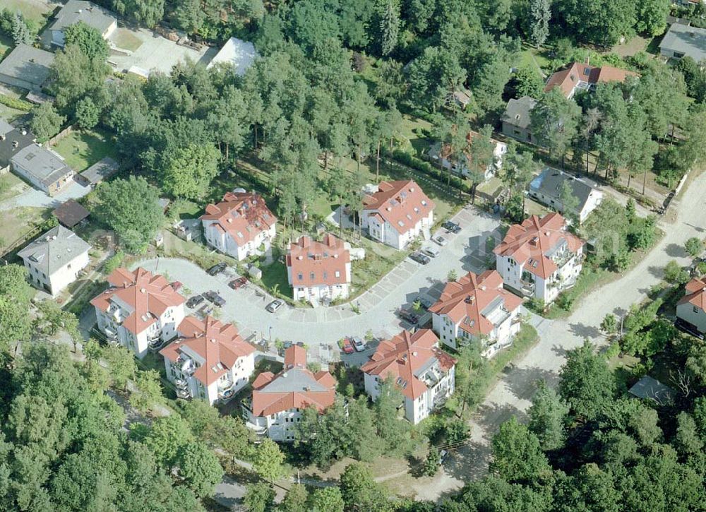 Aerial image Schildow / Brandenburg - Mehrfamilienhaussiedlung im Bereich der Hauptstraße in Schildow / Brandenburg