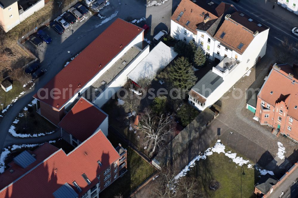 Bernau from the bird's eye view: Residential area of a multi-family house settlement Boernicker Strasse - Ulitzkastrasse in Bernau in the state Brandenburg, Germany