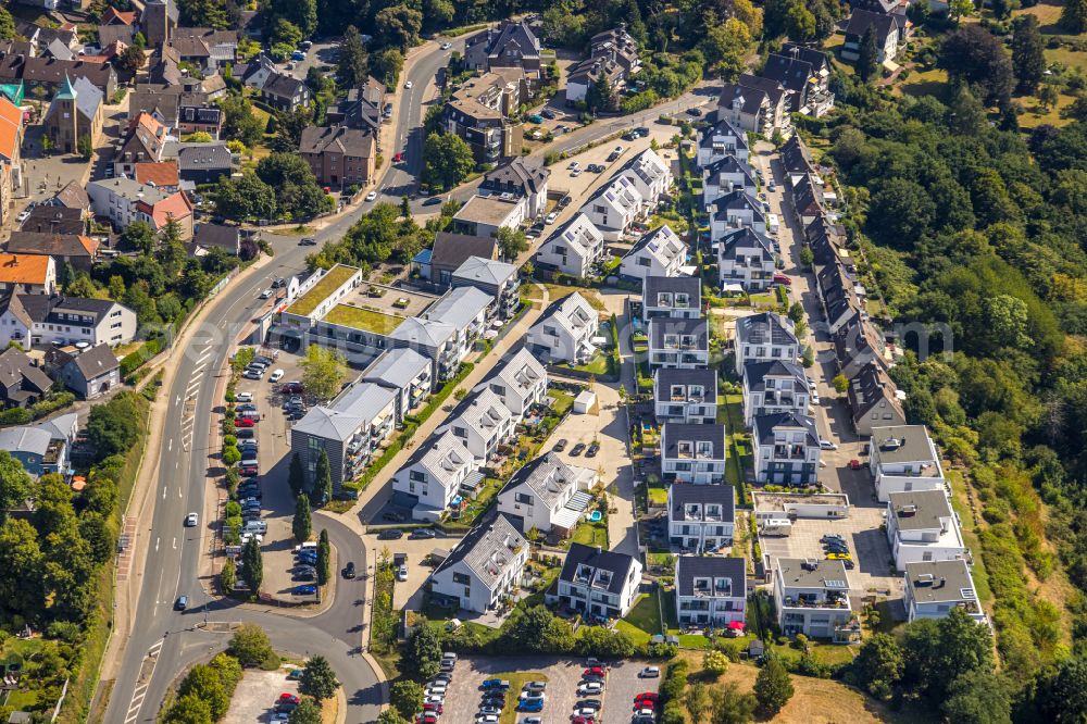 Aerial photograph Blankenstein - Residential area of a multi-family house settlement Burgviertel on street Seilerweg in Blankenstein at Ruhrgebiet in the state North Rhine-Westphalia, Germany