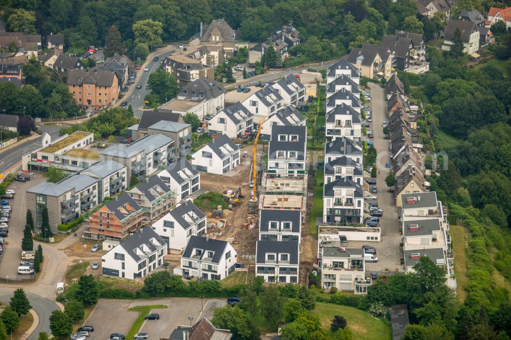 Aerial photograph Blankenstein - Residential area of a multi-family house settlement Burgviertel on street Seilerweg in Blankenstein at Ruhrgebiet in the state North Rhine-Westphalia, Germany