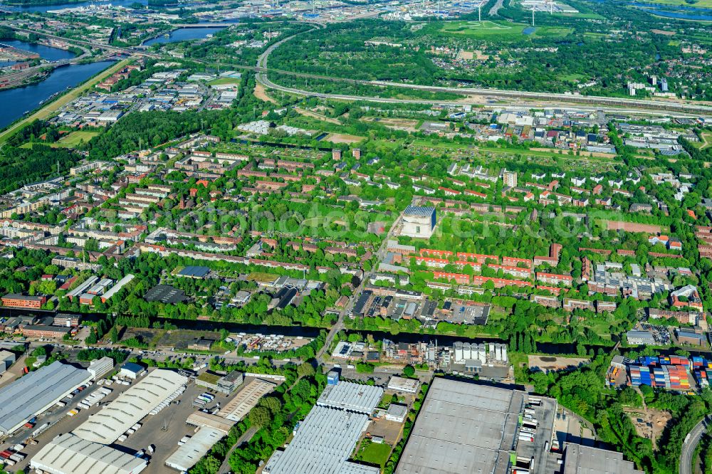 Aerial photograph Hamburg - Residential area of a multi-family house settlement along the Georg-Wilhelm-Strasse in Hamburg, Germany