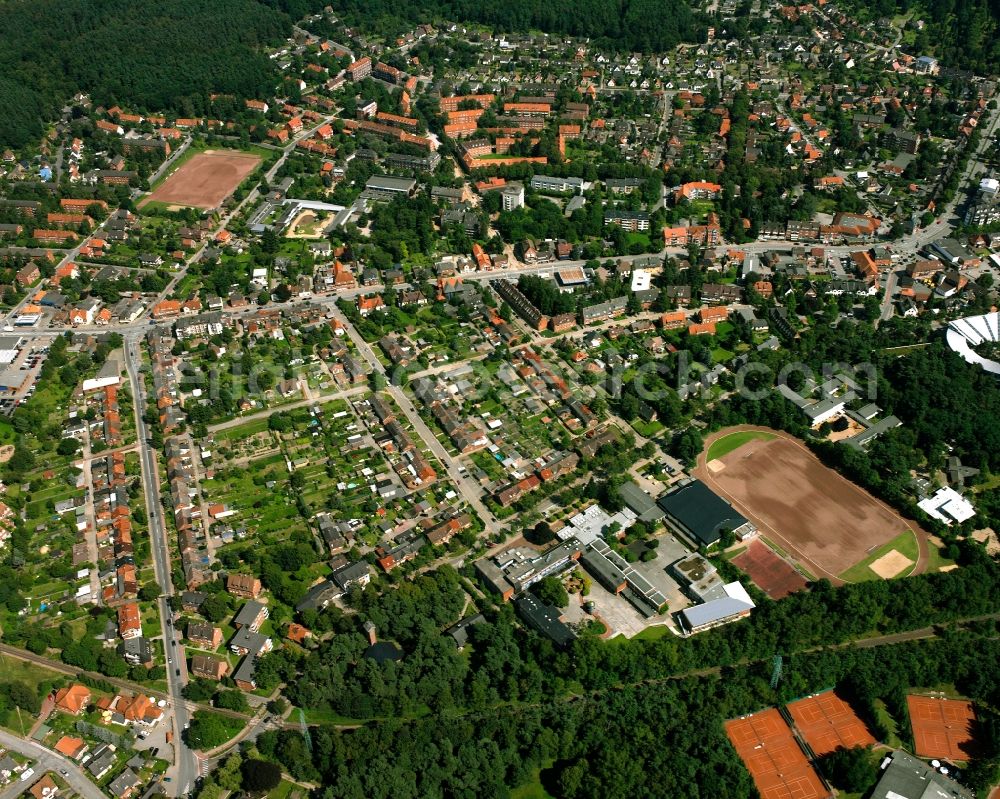 Aerial photograph Geesthacht - Residential area of a multi-family house settlement in Geesthacht in the state Schleswig-Holstein, Germany