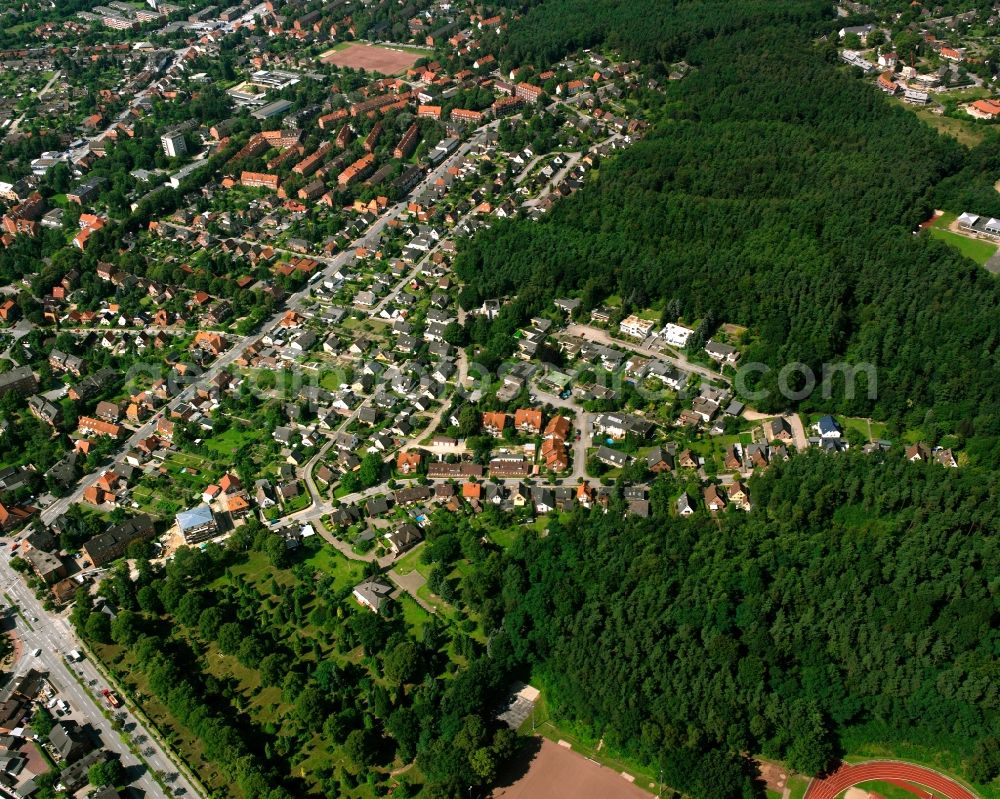 Geesthacht from the bird's eye view: Residential area of a multi-family house settlement in Geesthacht in the state Schleswig-Holstein, Germany