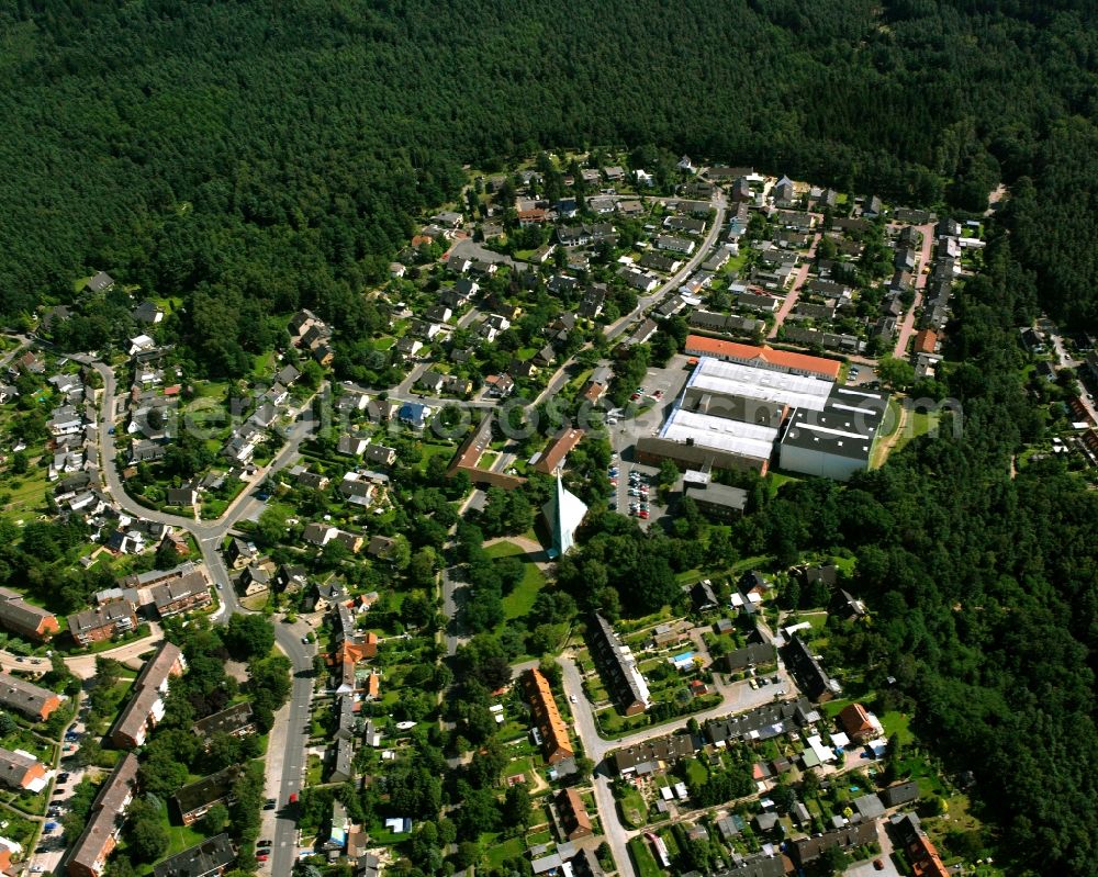 Geesthacht from above - Residential area of a multi-family house settlement in Geesthacht in the state Schleswig-Holstein, Germany