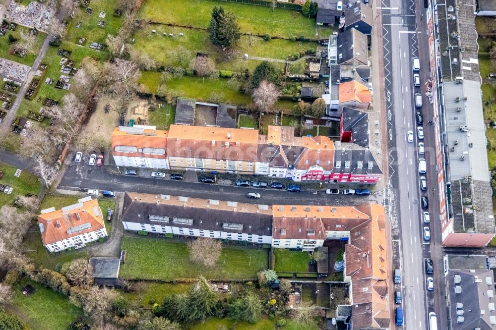 Aerial photograph Hamm - Residential area of a multi-family house settlement on Werler Strasse in Hamm at Ruhrgebiet in the state North Rhine-Westphalia, Germany