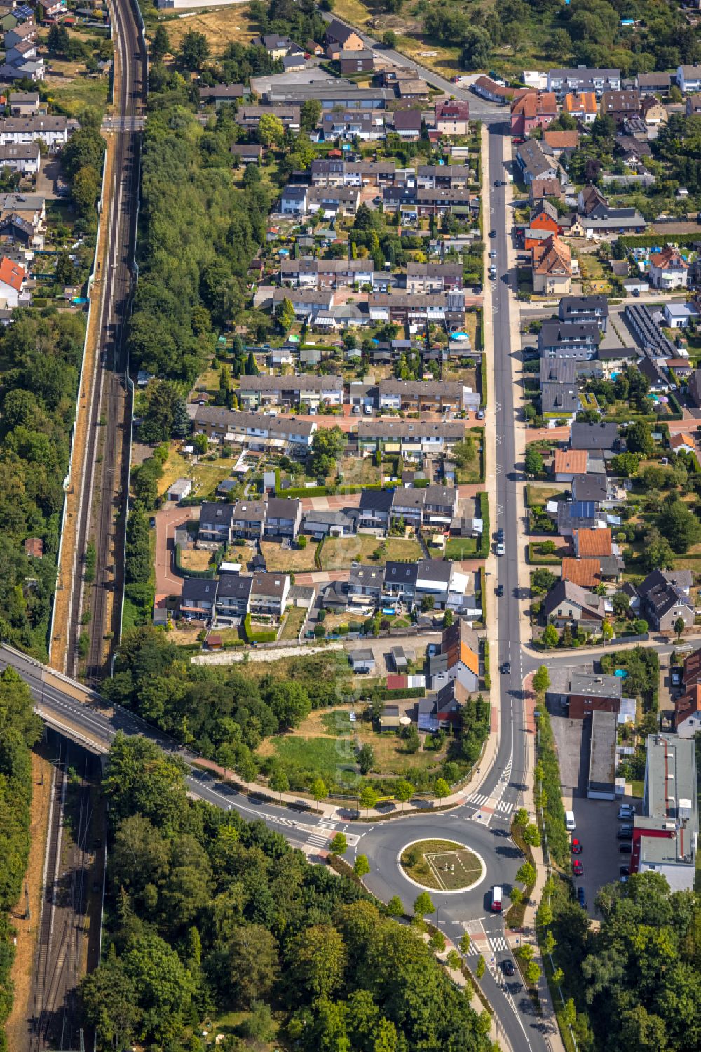 Aerial photograph Pelkum - Residential area of a multi-family house settlement on Kleine Werlstrasse in Pelkum at Ruhrgebiet in the state North Rhine-Westphalia, Germany