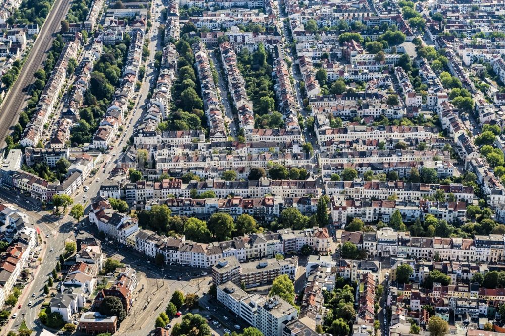 Bremen from above - Residential area of a multi-family house settlement on Bismarckstrasse in the district Fesenfeld in Bremen, Germany