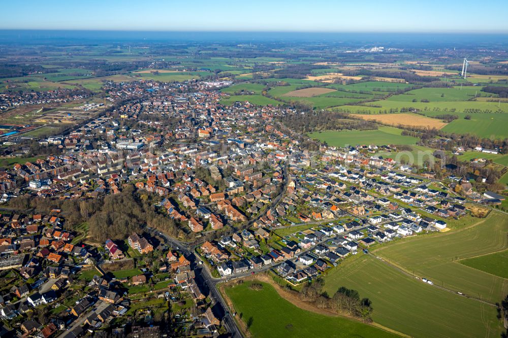 Aerial photograph Selm - Residential area of a multi-family house settlement on street Mergelkamp in Selm in the state North Rhine-Westphalia, Germany