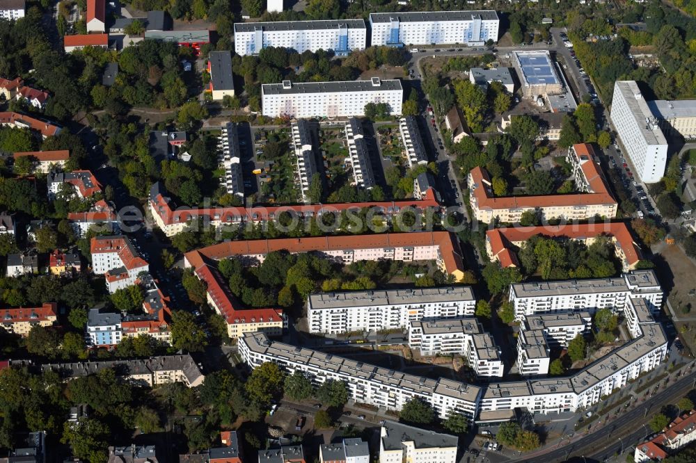 Berlin from above - Residential area of a multi-family house settlement Treskow-Hoefe on Treskowallee corner Hoenower Strasse in the district Karlshorst in Berlin, Germany