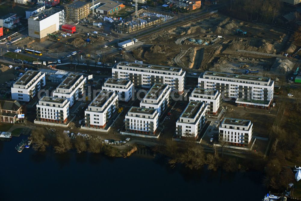 Berlin from above - Multi-family housing development - new building Waterkant on Daumstrasse in the district Haselhorst in Berlin, Germany