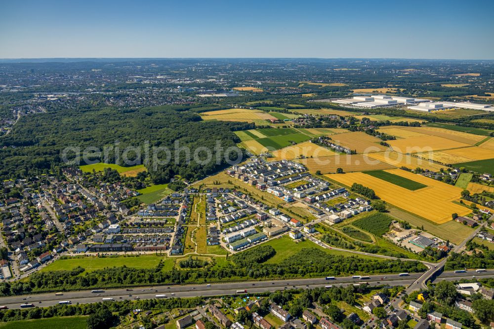 Brechten from above - Residential area of a multi-family house settlement on Wittichstrasse in Brechten in the state North Rhine-Westphalia, Germany