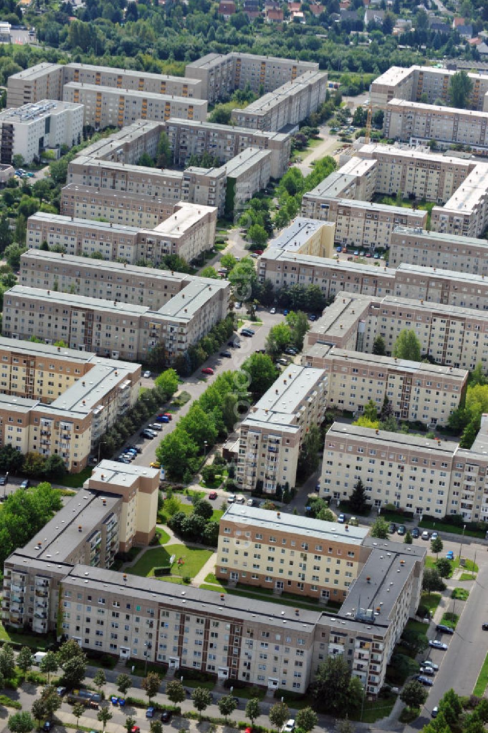 Leipzig - Heiterblick from the bird's eye view: Mehrfamilienhäuser im Stadtbezirk Ost / Stadtteil Heiterblick an der Heiterblickallee in Leipzig, Sachsen. Blocks of flats in the precinct East / district Heiterblick at the alley Heiterblickallee in Lepizig, Saxony.