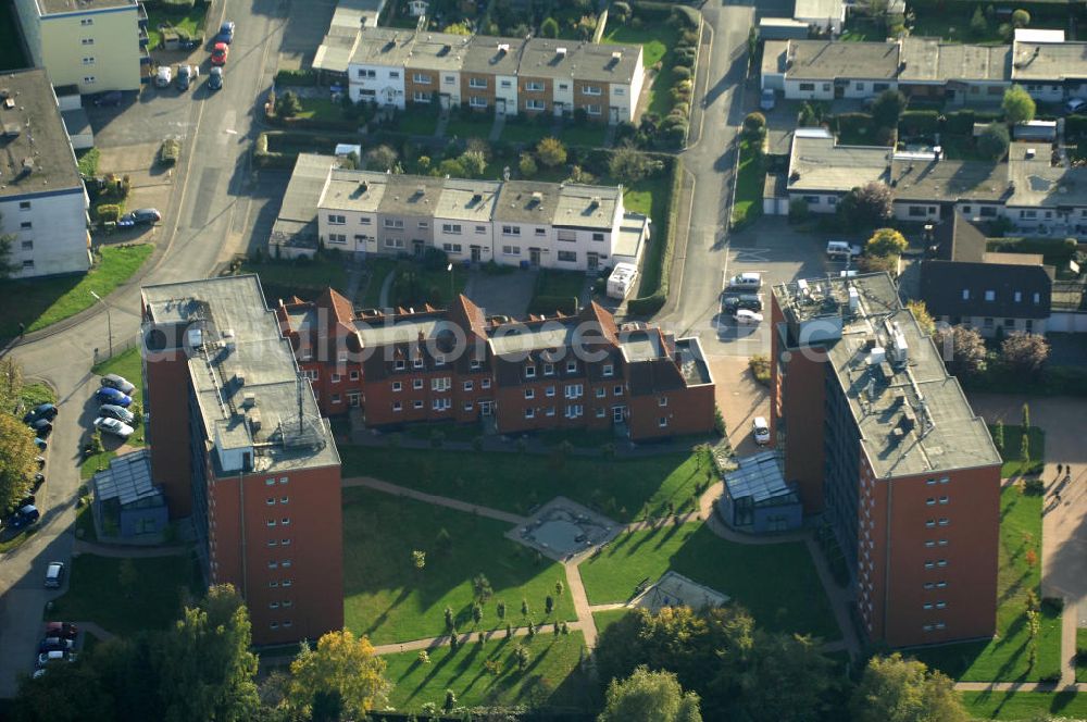 Bergkamen from above - Mehrfamilienhäuser im Wohnneubaugebiet der Unternehmensgruppe Markus Gerold an der Celler Straße 32-34 in 59192 Bergkamen.