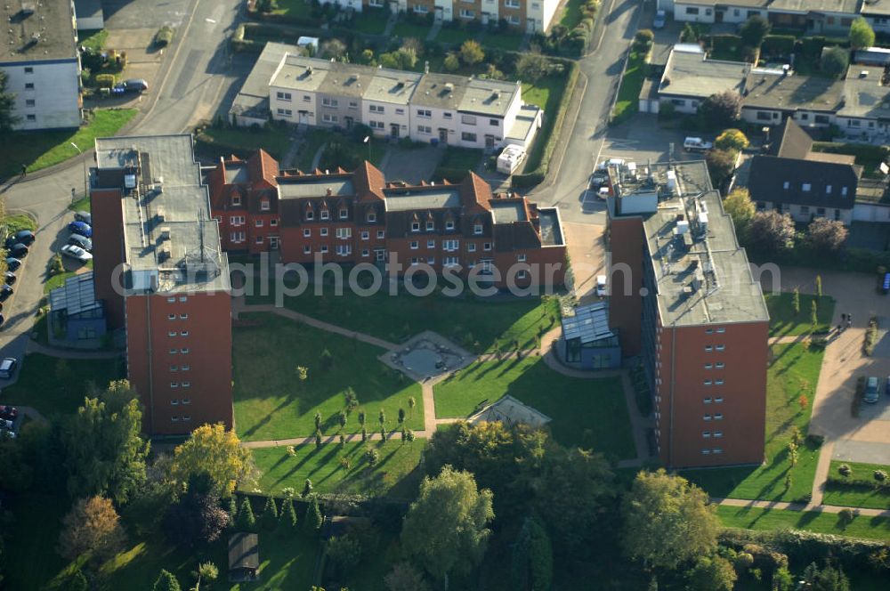 Bergkamen from above - Mehrfamilienhäuser im Wohnneubaugebiet der Unternehmensgruppe Markus Gerold an der Celler Straße 32-34 in 59192 Bergkamen.