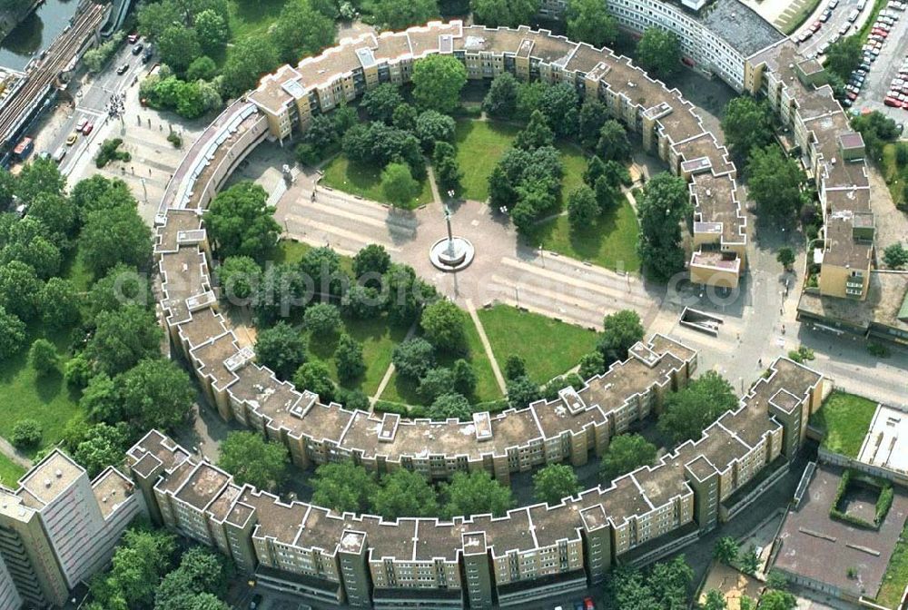 Aerial image Berlin-Kreuzberg - Mehringplatz Berlin-Kreuzberg 1995