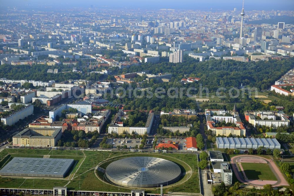 Aerial photograph Berlin - View to the Velodrome at the Landsberger Allee in the Berlin district Prenzlauer Berg. The Velodrome is one of the largest event halls of Berlin and is used for sport events, concerts and other events