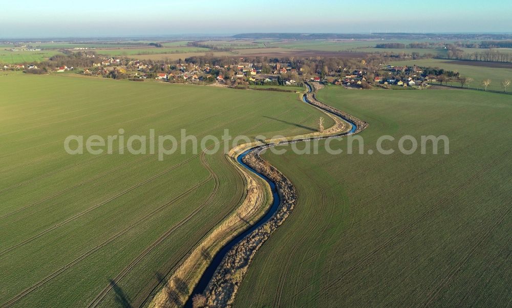 Aerial photograph Sachsendorf - Irrigation and Melioration- channels on agricultural fields in Sachsendorf in the state Brandenburg, Germany