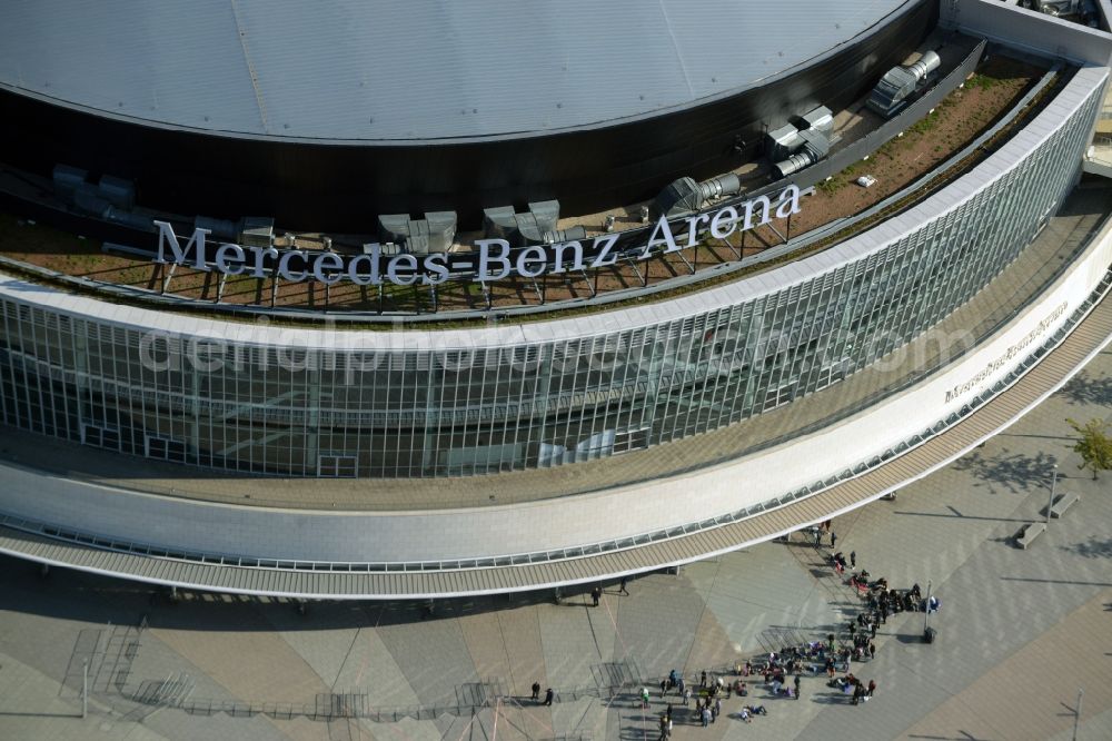 Aerial image Berlin - Mercedes-Benz-Arena on the Spree riverbank in the Friedrichshain part of Berlin. The former O2 World - now Mercedes-Benz-Arena - is located in the Anschutz Areal, a business and office space on the riverbank