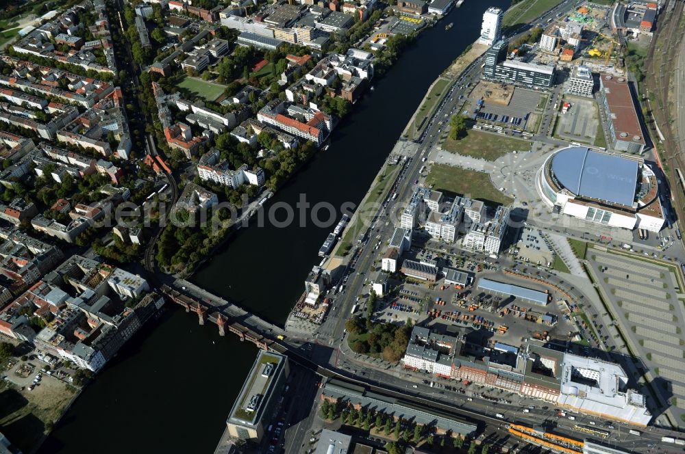 Berlin from the bird's eye view: Mercedes-Benz-Arena on the Spree riverbank in the Friedrichshain part of Berlin. The former O2 World - now Mercedes-Benz-Arena - is located in the Anschutz Areal, a business and office space on the riverbank