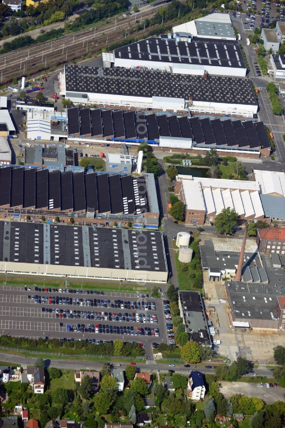 Berlin from above - View of the brand of Mercedes Benz and the brand of Plischka Umzüge