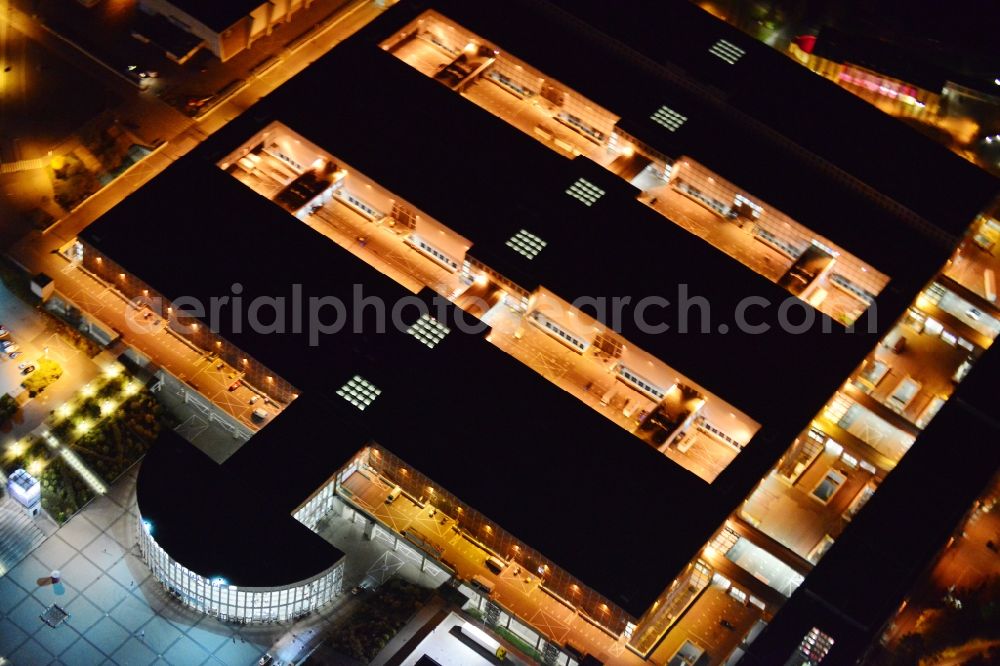 Berlin Westend from the bird's eye view: Night image with a view over the fairgrounds of the fair Berlin in Westend in Charlottenburg in the state of Berlin