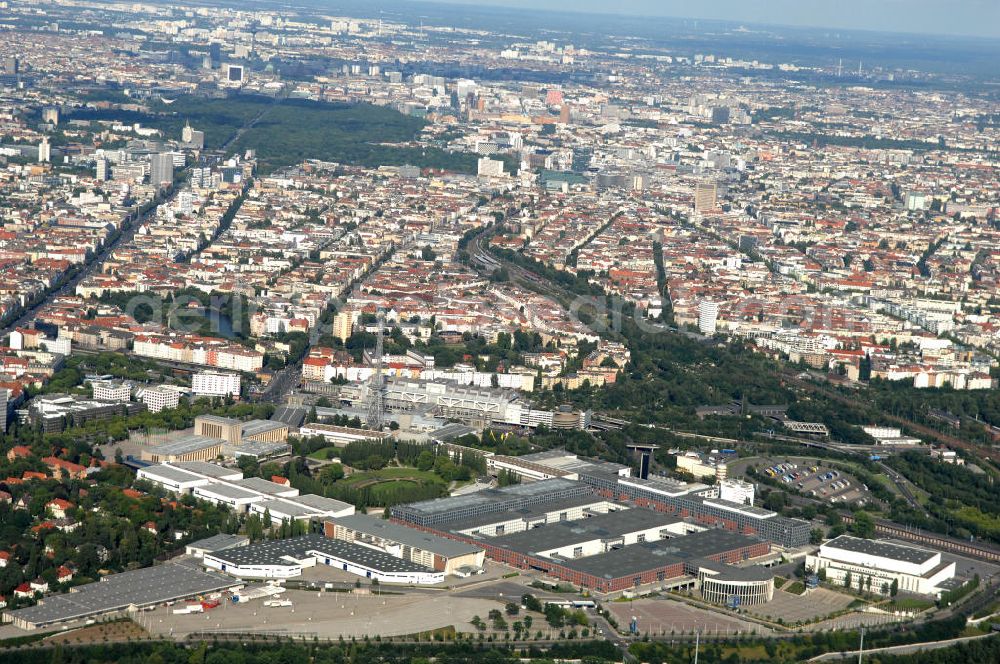 Berlin from above - Stadtansicht Berlin - Charlottenburg, im Vordergrund das Messegelände am Berliner Funkturm und das ICC.