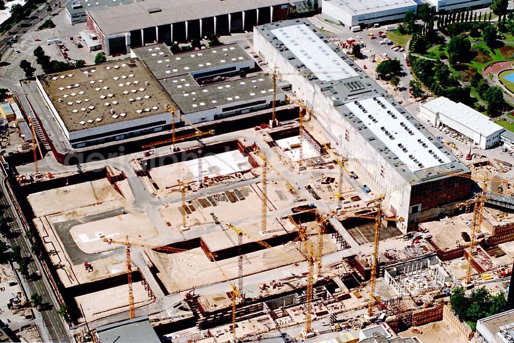 Aerial image Berlin - 30.06.1995 Messehallenbau am Funkturm