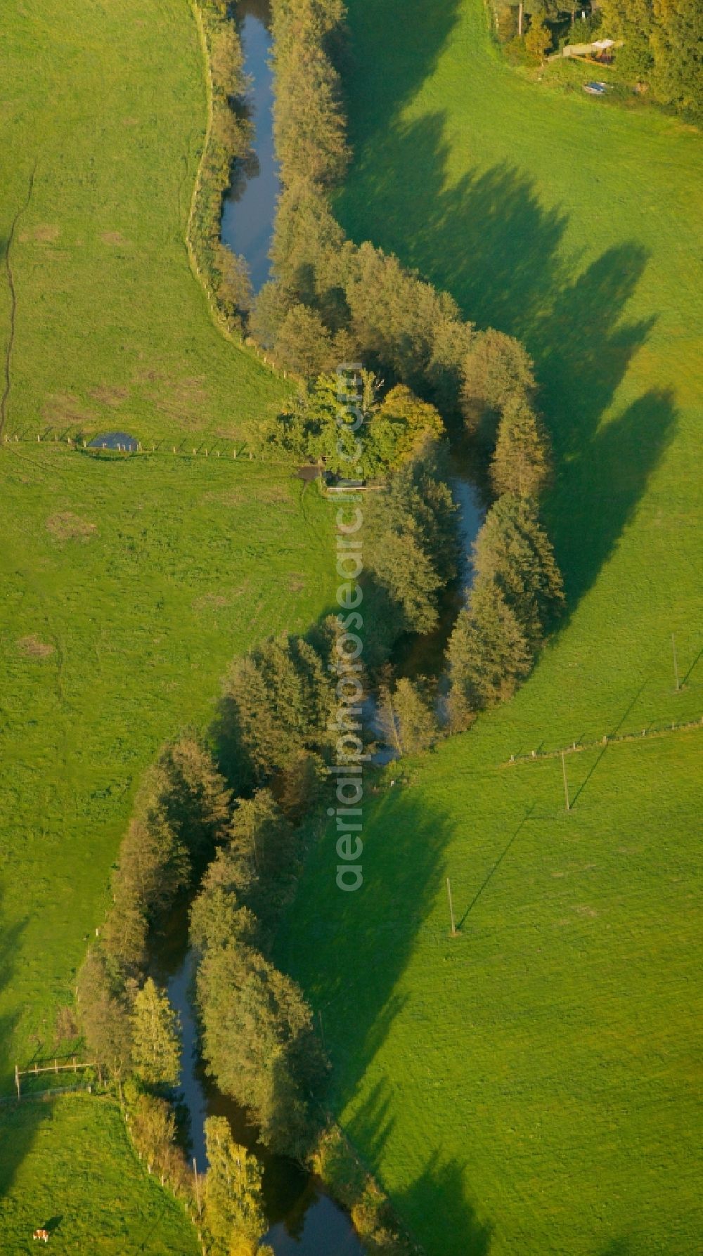 Aerial photograph Haltern am See - View of the stream Muehlenbach in Haltern am See in the state North Rhine-Westphalia