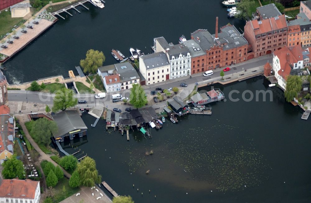 Aerial image Brandenburg an der Havel - Views of the Muehlendamm with jetties in Brandenburg an der Havel in the State of Brandenburg