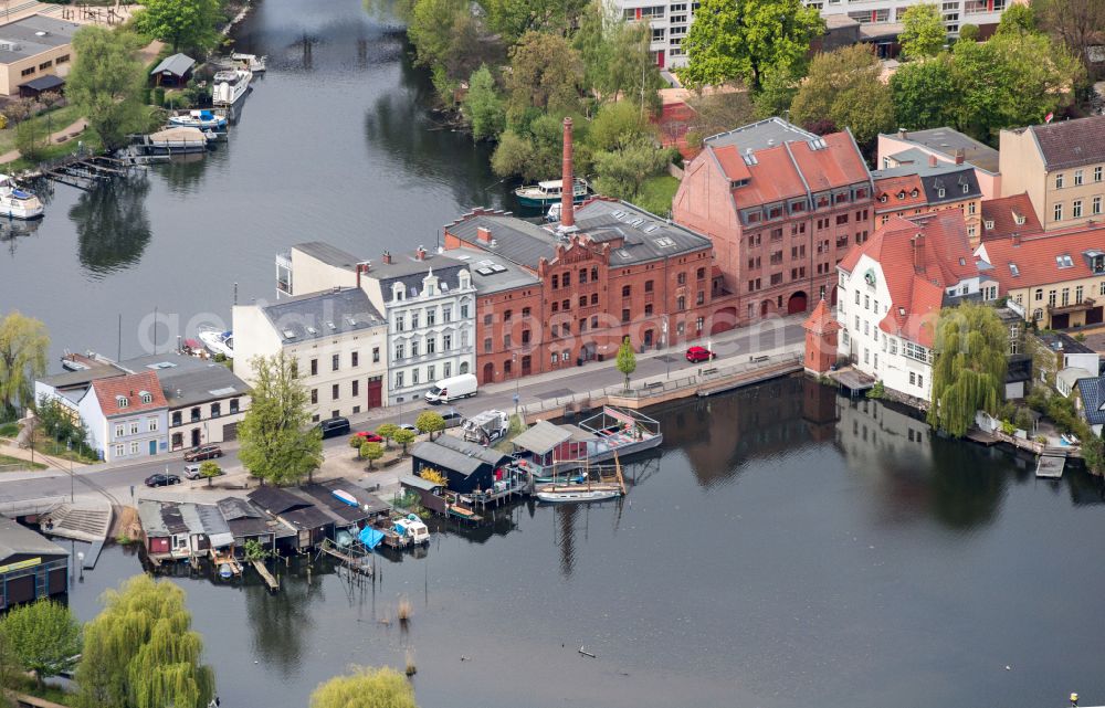 Brandenburg an der Havel from the bird's eye view: Views of the Muehlendamm with jetties in Brandenburg an der Havel in the State of Brandenburg, Germany