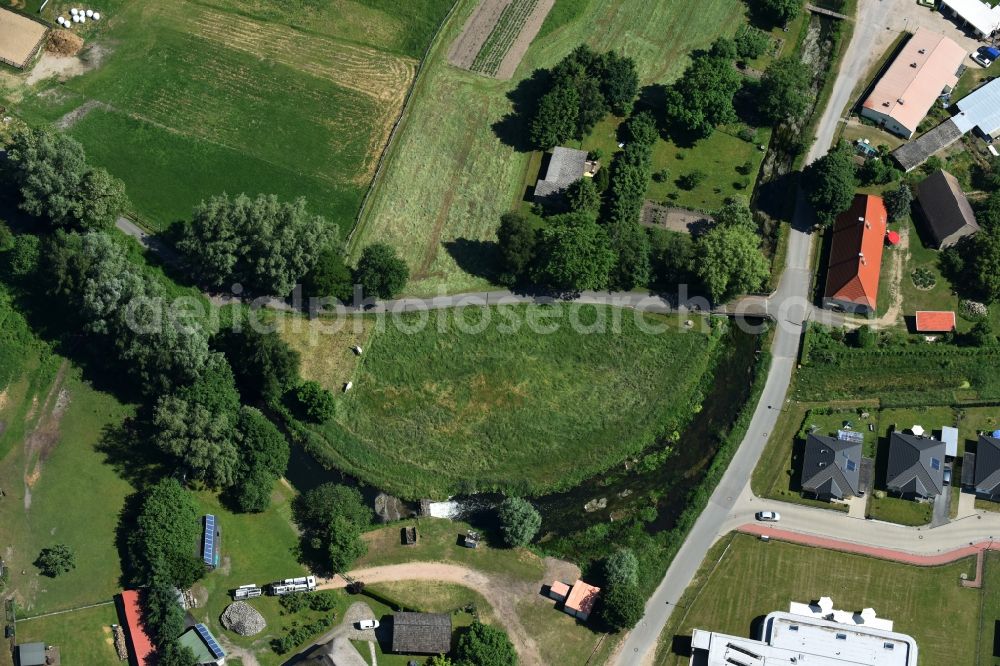 Aerial image Banzkow - Muehlengraben with weir in Banzkow in the state Mecklenburg - Western Pomerania