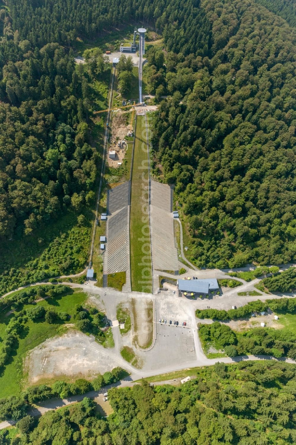 Willingen (Upland) OT Stryck from the bird's eye view: View of the Muehlenkopfschanze near the district of Stryck in Willingen ( Upland ) in the state of Hesse