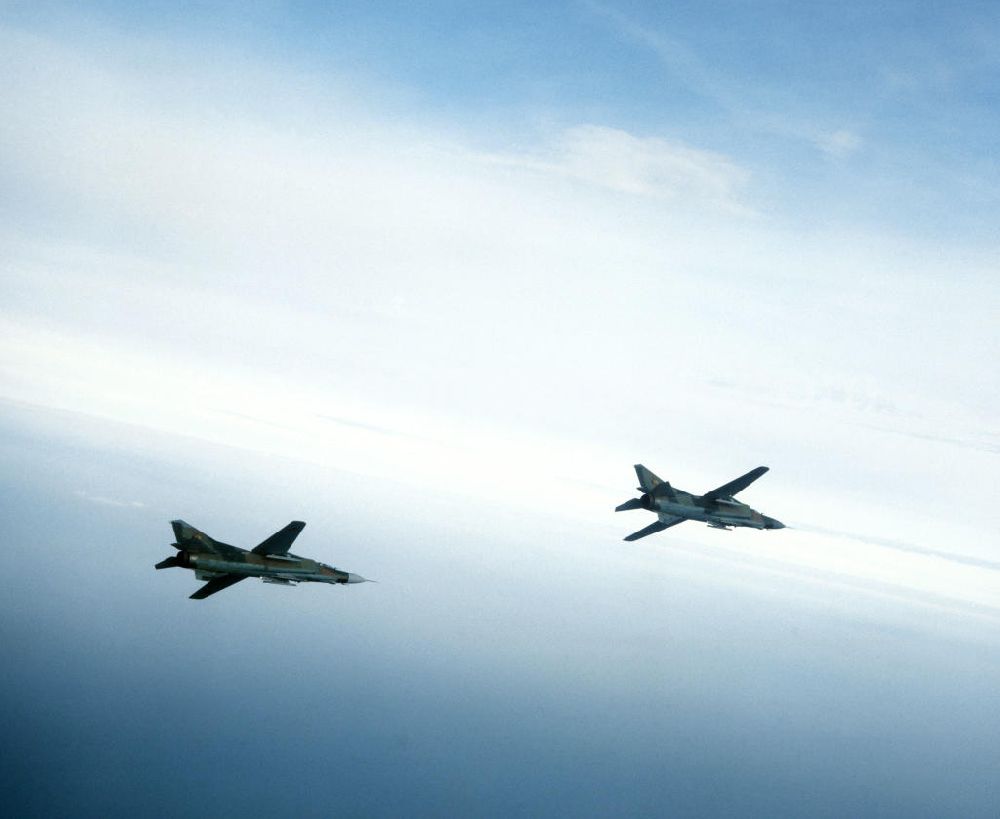 Aerial image Peenemünde - Eine Kette Mig 23 Jagdflugzeuge der Luftstreitkräfte der NVA / Nationale Volksarmee über der Ostssee bei Peenemünde.