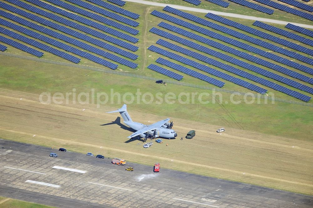 Aerial photograph Drewitz - Military transport aircraft Airbus A400M on the airfield Cottbus-Drewitz in Brandenburg