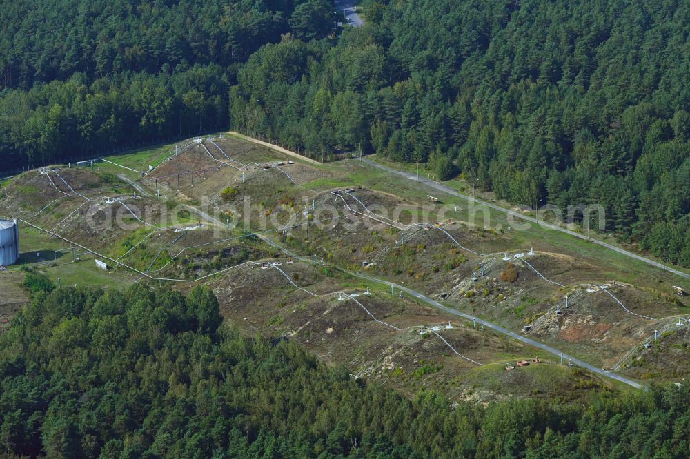 Aerial photograph Cunnersdorf - Mineral oil - tank on street Zum alten Bahnhof in Cunnersdorf in the state Saxony, Germany