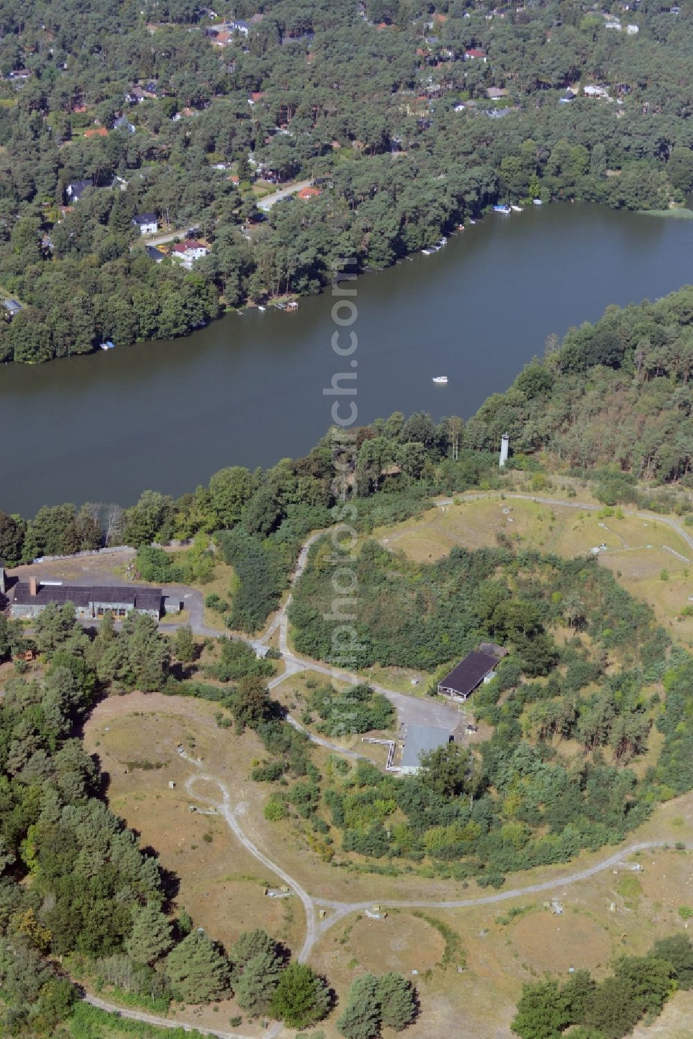 Zernsdorf from the bird's eye view: Mineral oil - tank in Zernsdorf in the state Brandenburg