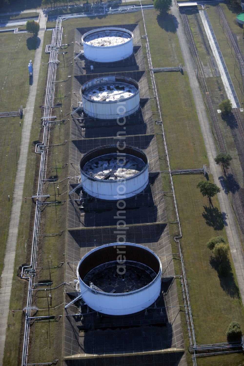 Seefeld from above - Mineral oil - high storage tanks for gasoline and diesel fuels in Seefeld in Brandenburg