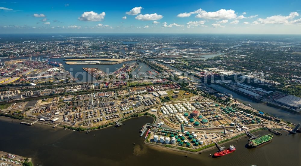 Hamburg from the bird's eye view: Mineral oil - tank at the Neuhoefer Hafen at the Rethe in Hamburg in Germany