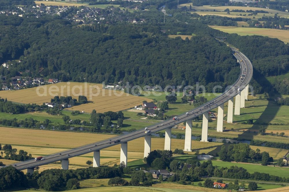 Mülheim an der Ruhr from the bird's eye view: Mintarder Ruhr valley bridge of the motorway A52 motorway in Mülheim on the Ruhr in North Rhine-Westphalia NRW