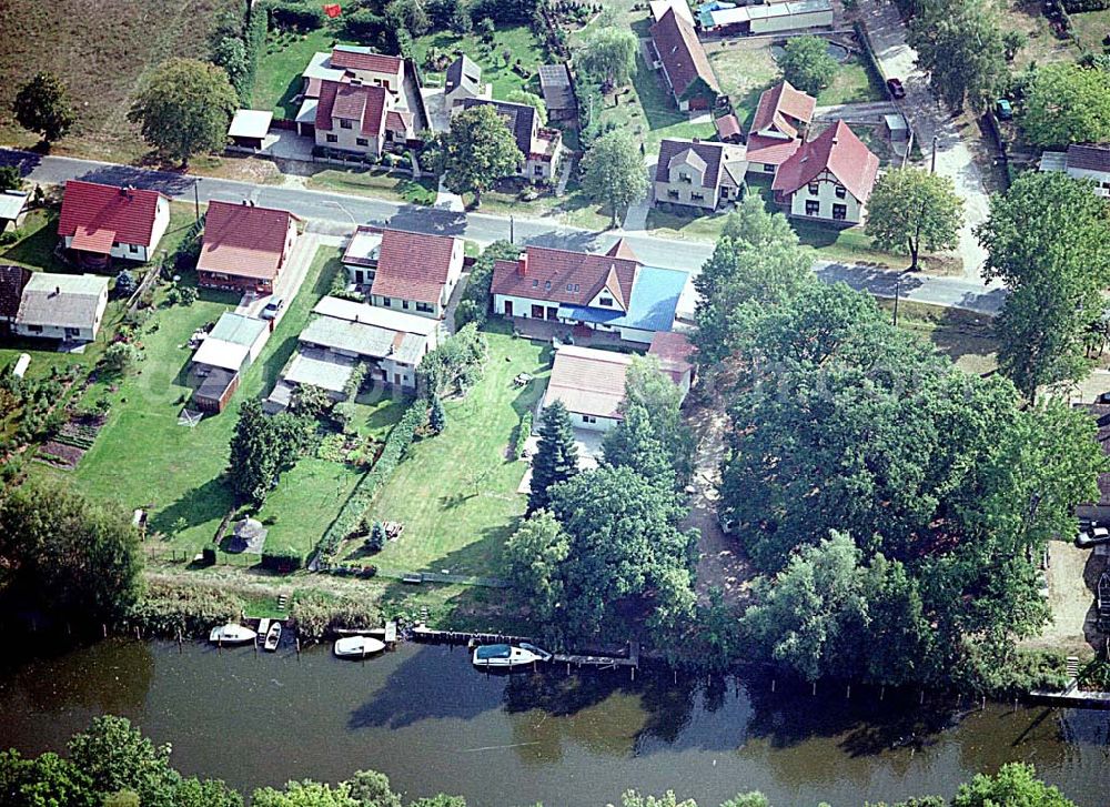 Mirow / Mecklenburg-Vorpommern from above - Mirow / Mecklenburg-Vorpommern Sitz der Firma K&S Industrieservice GmbH an der Lärzer Straße 7 in 17252 Mirow. Tel.: 039833-20101, Fax.: ...20102 16.09.2003